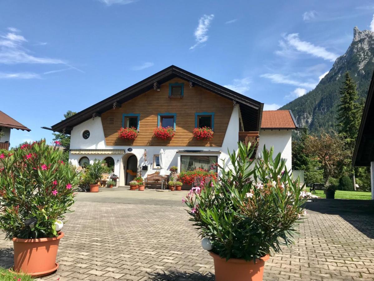 Bed & Breakfast Gaestehaus Edlhuber