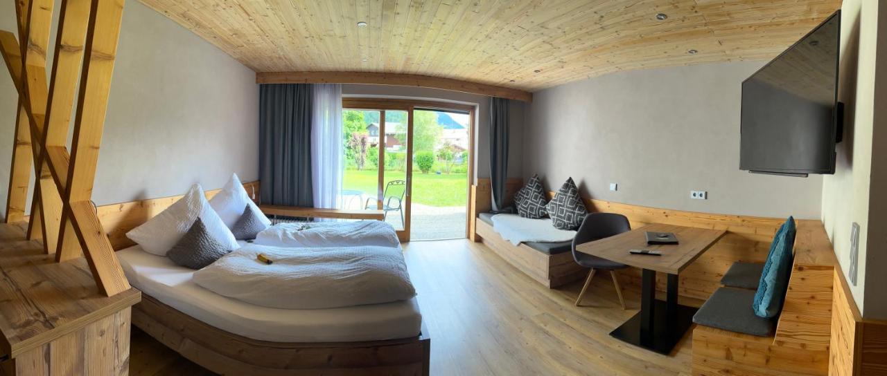 Bed & Breakfast Gaestehaus Edlhuber 2*