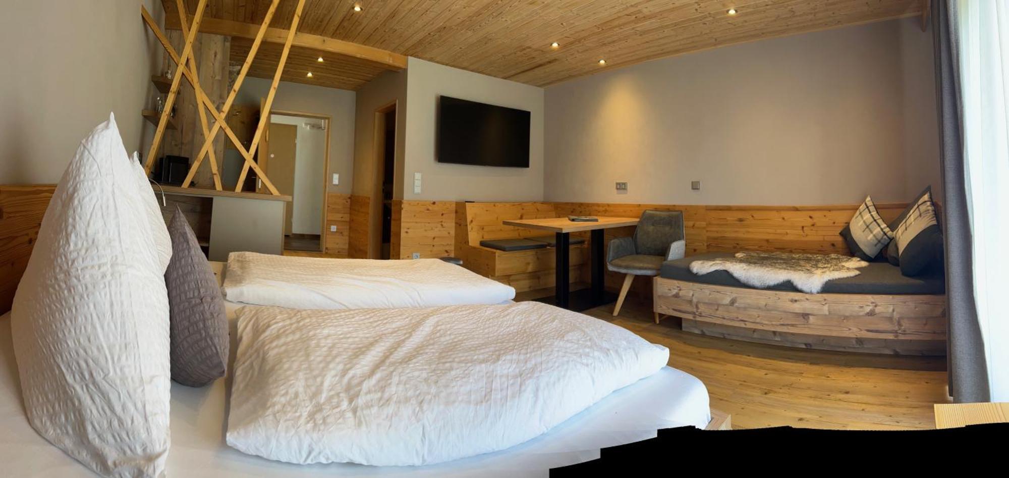 Gaestehaus Edlhuber Bed & Breakfast